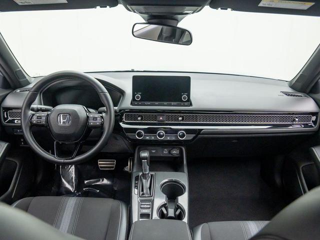 Photo of 2023 Sonic Gray Pearl Honda Civic