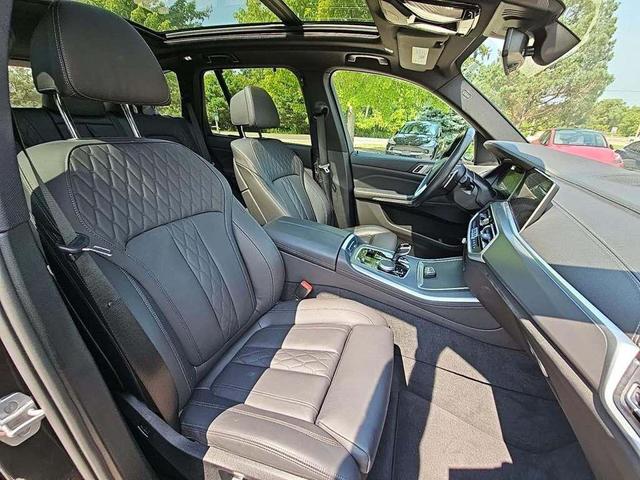 Photo of 2022 Dark Graphite Metallic BMW X5 PHEV