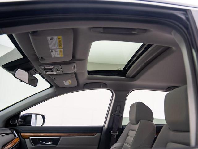 Photo of 2022 Obsidian Blue Pearl Honda CR-V Hybrid