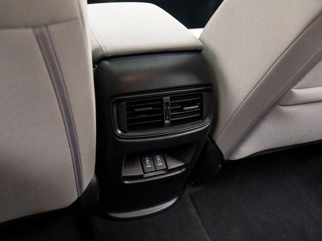 Photo of 2022 Obsidian Blue Pearl Honda CR-V Hybrid