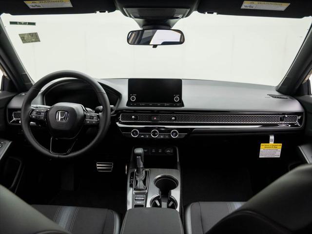 Photo of 2025 Sand Dune Pearl Honda Civic