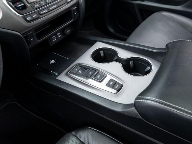 Photo of 2025 Sonic Gray Pearl Honda Ridgeline
