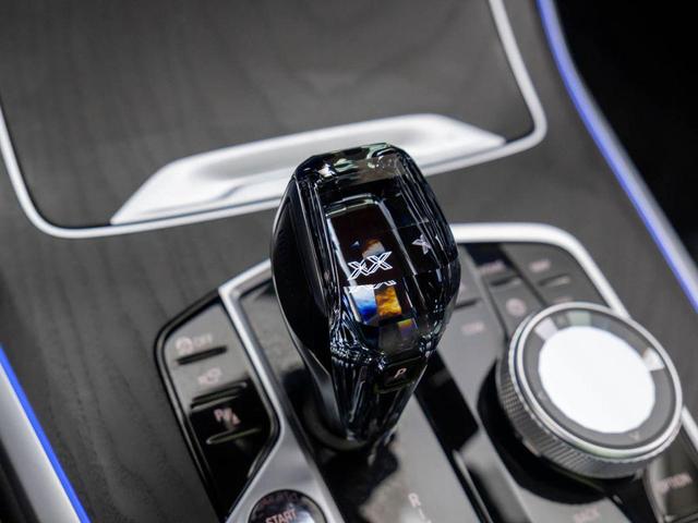 Photo of 2022 Alpine White BMW X7
