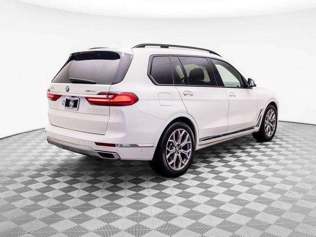 Photo of 2022 Alpine White BMW X7