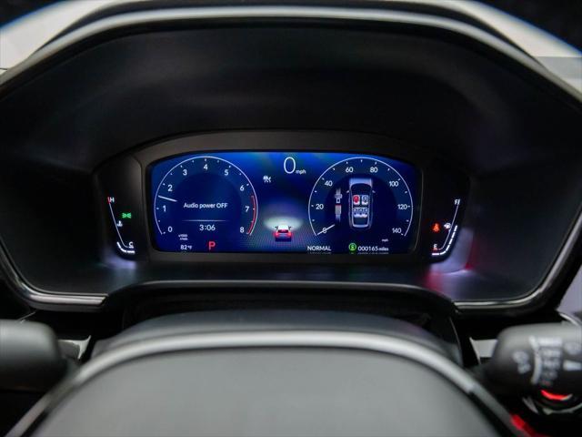 Photo of 2026 Platinum White Pearl Honda CR-V