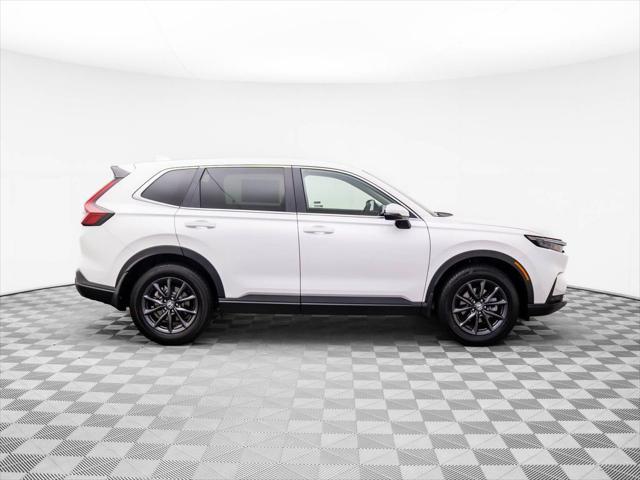 Photo of 2026 Platinum White Pearl Honda CR-V