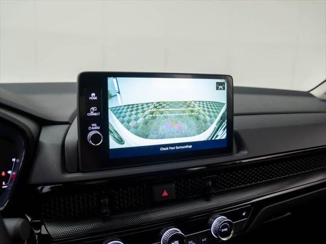 Photo of 2026 Platinum White Pearl Honda CR-V