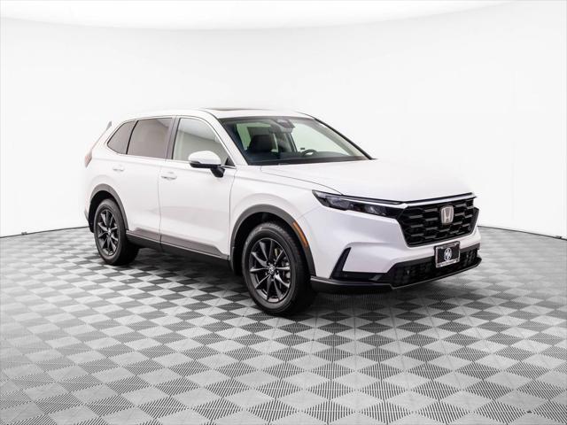 Photo of 2026 Platinum White Pearl Honda CR-V