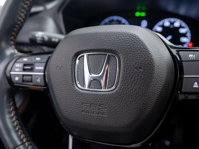 Photo of 2023 Platinum White Pearl Honda HR-V