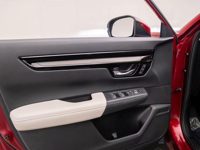 Photo of 2025 Radiant Red Metallic Honda CR-V