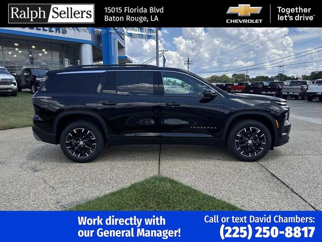 Photo of 2026 Black Chevrolet Traverse