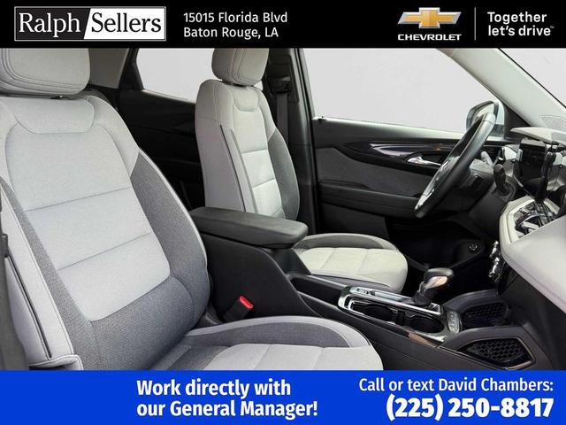 Photo of 2024 White Chevrolet Trailblazer