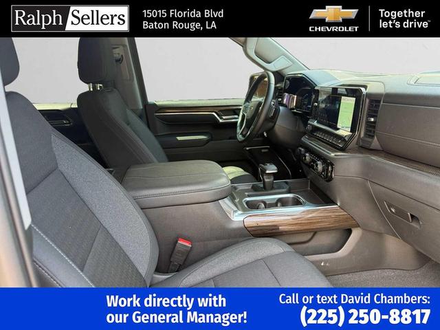 Photo of 2023 Black Chevrolet Silverado 1500