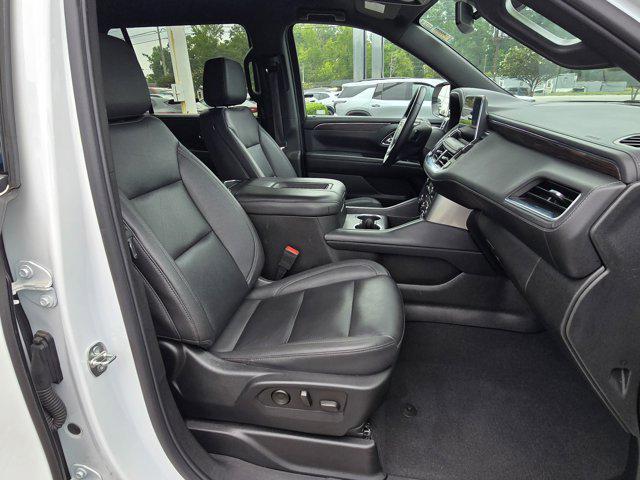 Photo of 2023 Summit White Chevrolet Suburban