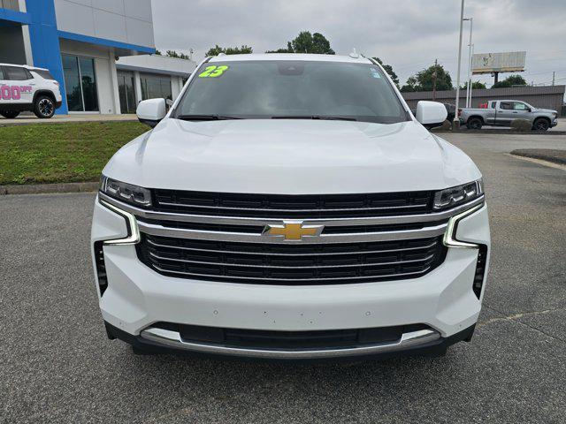 Photo of 2023 Summit White Chevrolet Suburban