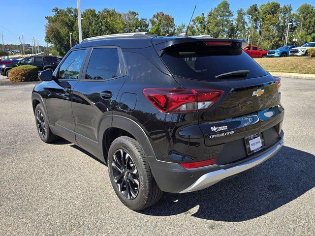 Photo of 2022 Mosaic Black Metallic Chevrolet Trailblazer