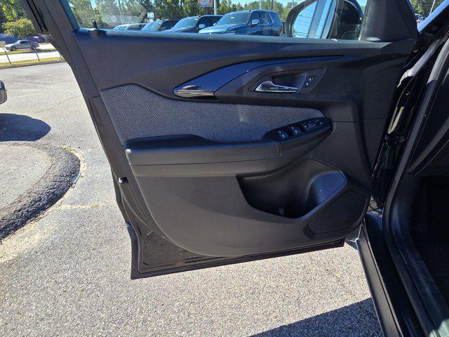 Photo of 2022 Mosaic Black Metallic Chevrolet Trailblazer