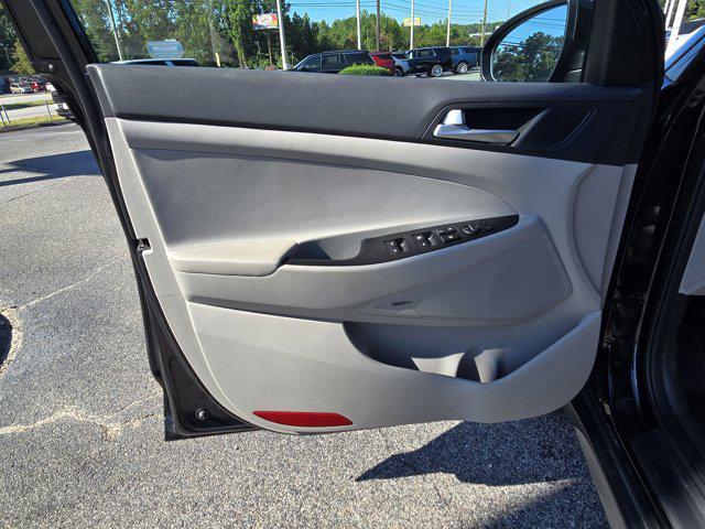 Photo of 2021 Black Noir Pearl Hyundai TUCSON