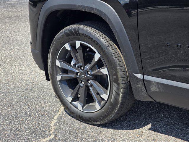 Photo of 2026 Mosaic Black Metallic Chevrolet Equinox