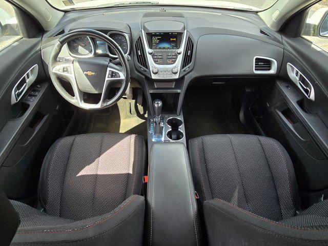 Photo of 2017 Iridescent Pearl Tricoat Chevrolet Equinox