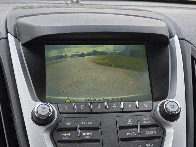 Photo of 2017 Iridescent Pearl Tricoat Chevrolet Equinox