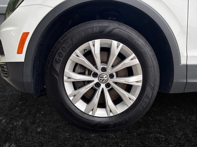 Photo of 2019 Pure White Volkswagen Tiguan
