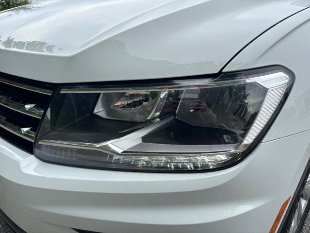 Photo of 2019 Pure White Volkswagen Tiguan