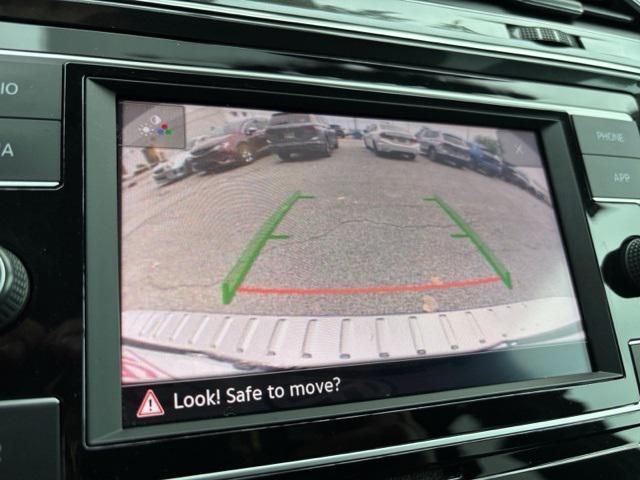 Photo of 2019 Pure White Volkswagen Tiguan