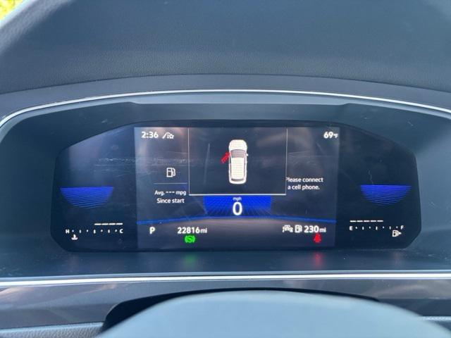 Photo of 2022 White Volkswagen Tiguan