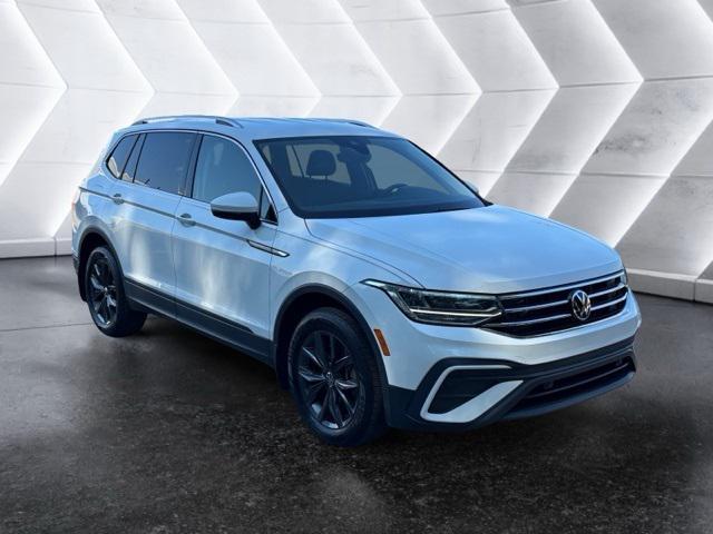 Photo of 2022 White Volkswagen Tiguan