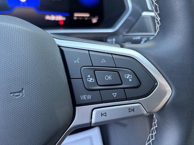 Photo of 2022 White Volkswagen Tiguan