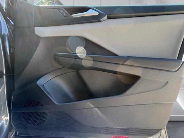 Photo of 2023 Platinum Gray Metallic Volkswagen Taos
