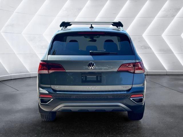 Photo of 2023 Platinum Gray Metallic Volkswagen Taos