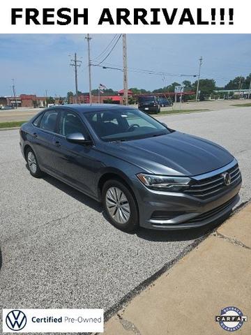 Photo of 2020 Platinum Gray Metallic Volkswagen Jetta