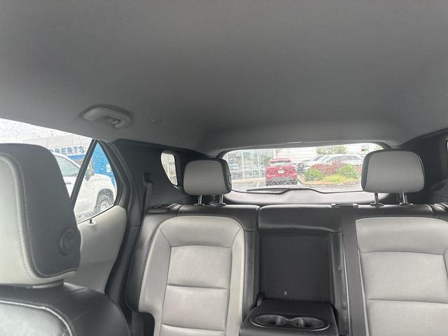 Photo of 2018 Iridescent Pearl Tricoat Chevrolet Equinox