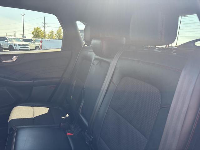 Photo of 2023 Rapid Red Metallic Tinted Clearcoat Ford Escape