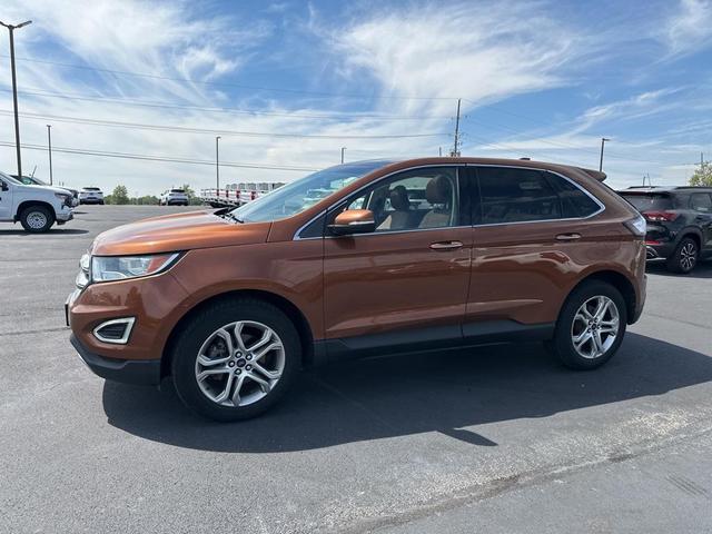Photo of 2017 Canyon Ridge Metallic Ford Edge