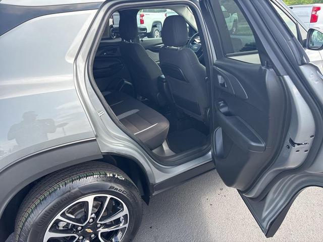 Photo of 2024 Sterling Gray Metallic Chevrolet Trailblazer