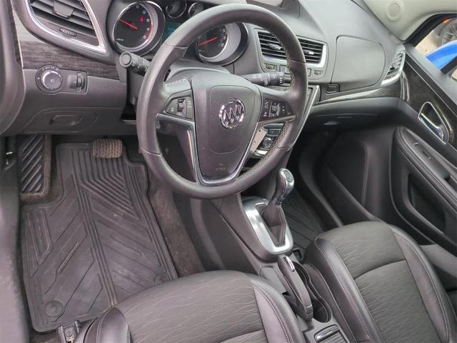 Photo of 2016 Coastal Blue Metallic Buick Encore