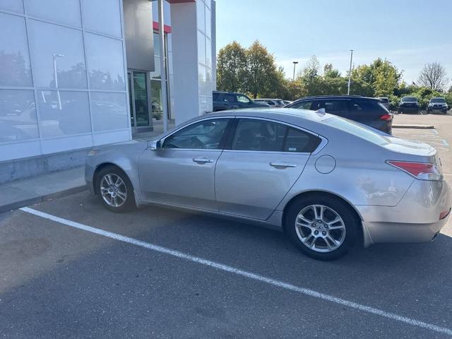 Photo of 2009 Gray Acura TL