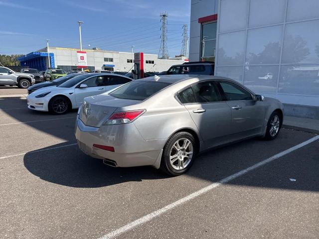 Photo of 2009 Gray Acura TL