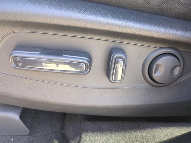 Photo of 2026 Meteorite Gray Metallic Honda CR-V