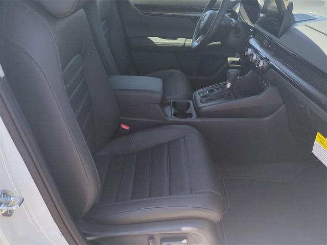 Photo of 2026 Platinum White Pearl Honda CR-V