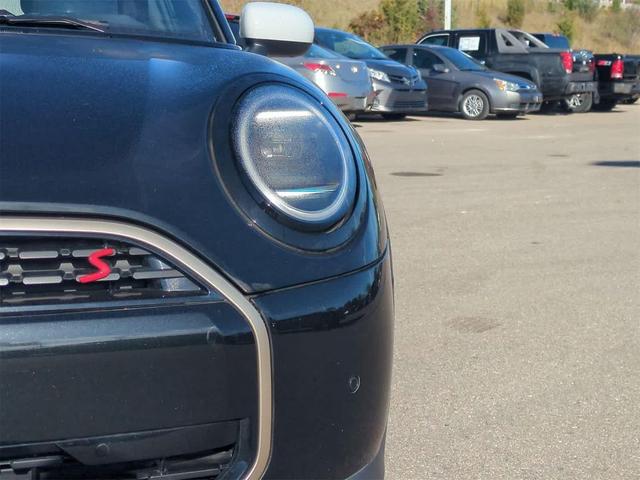 Photo of 2025 Midnight Black MINI Hardtop