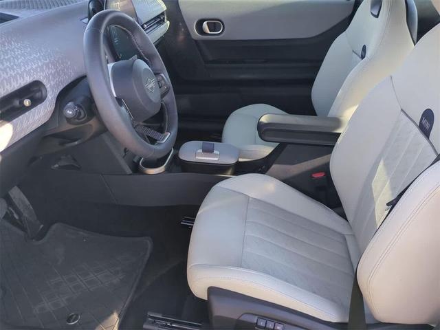 Photo of 2025 Midnight Black MINI Hardtop