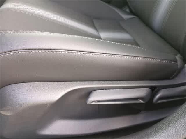 Photo of 2025 Platinum White Pearl Honda Civic