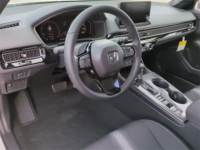 Photo of 2025 Platinum White Pearl Honda Civic