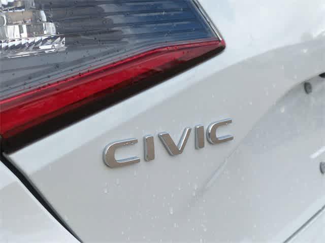 Photo of 2025 Platinum White Pearl Honda Civic