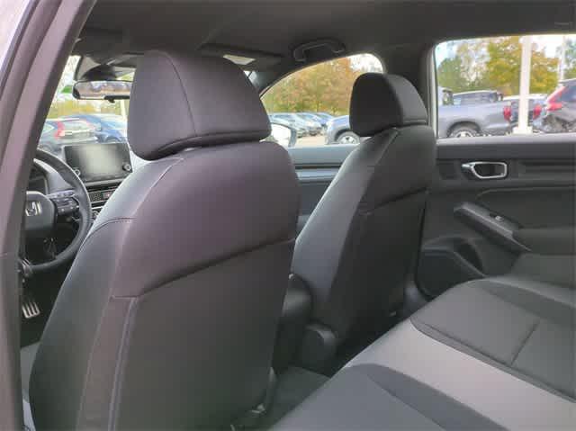 Photo of 2025 Platinum White Pearl Honda Civic