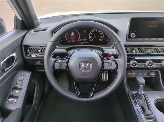 Photo of 2025 Platinum White Pearl Honda Civic